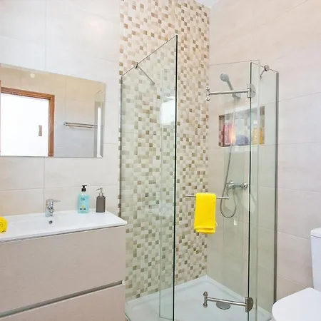 Namora - Private Swimming Pool & Hot Jacuzzi Вілла Албуфейра