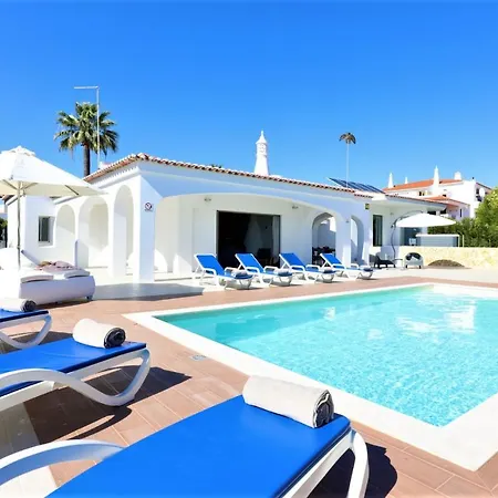 Namora - Private Swimming Pool & Hot Jacuzzi Албуфейра