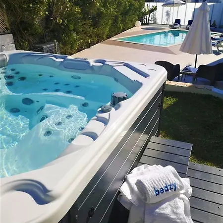 빌라 Namora - Private Swimming Pool & Hot Jacuzzi