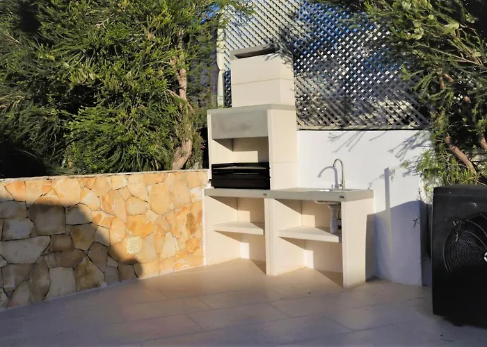 빌라 Namora - Private Swimming Pool & Hot Jacuzzi *