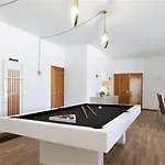 Namora - Private Swimming Pool & Hot Jacuzzi Villa *